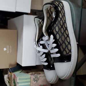 Sz 41 NIB $595 Giannico sneakers